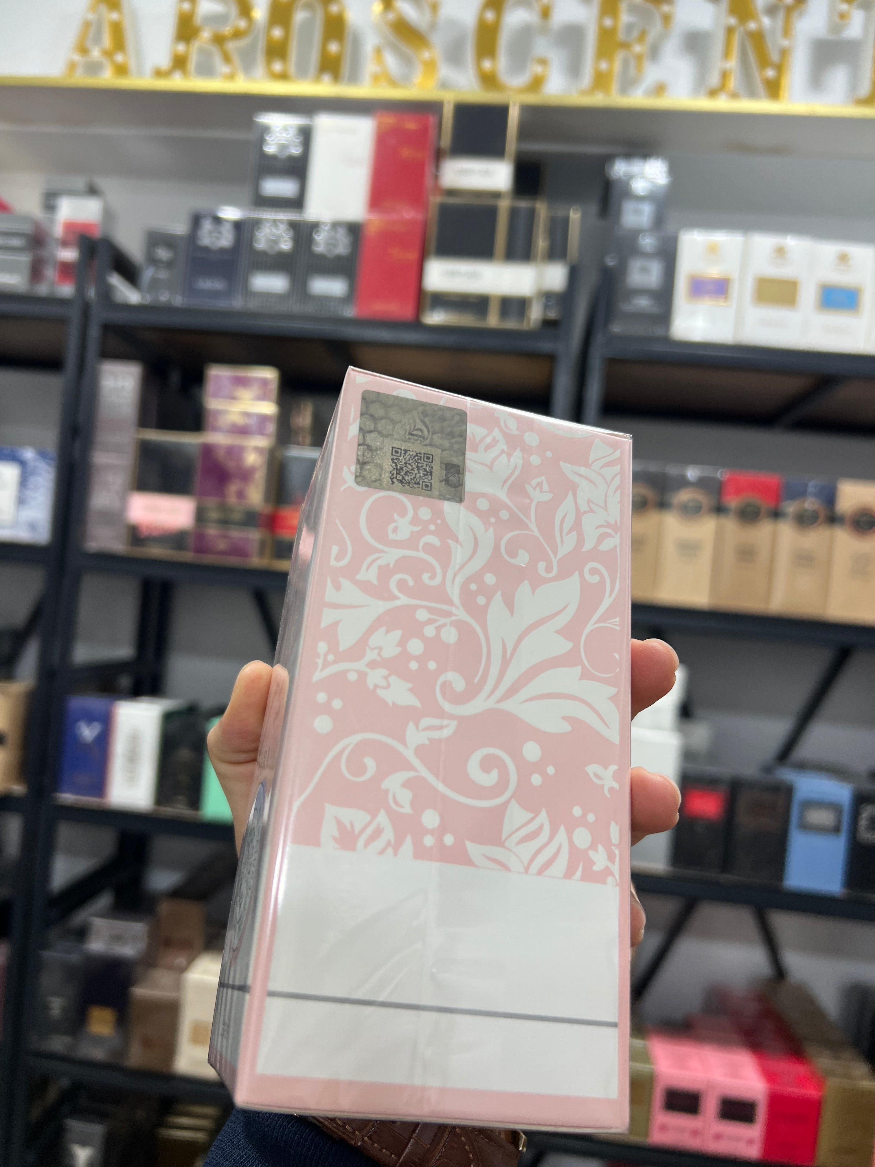 Yara Lattafa MasterBox 100 ML