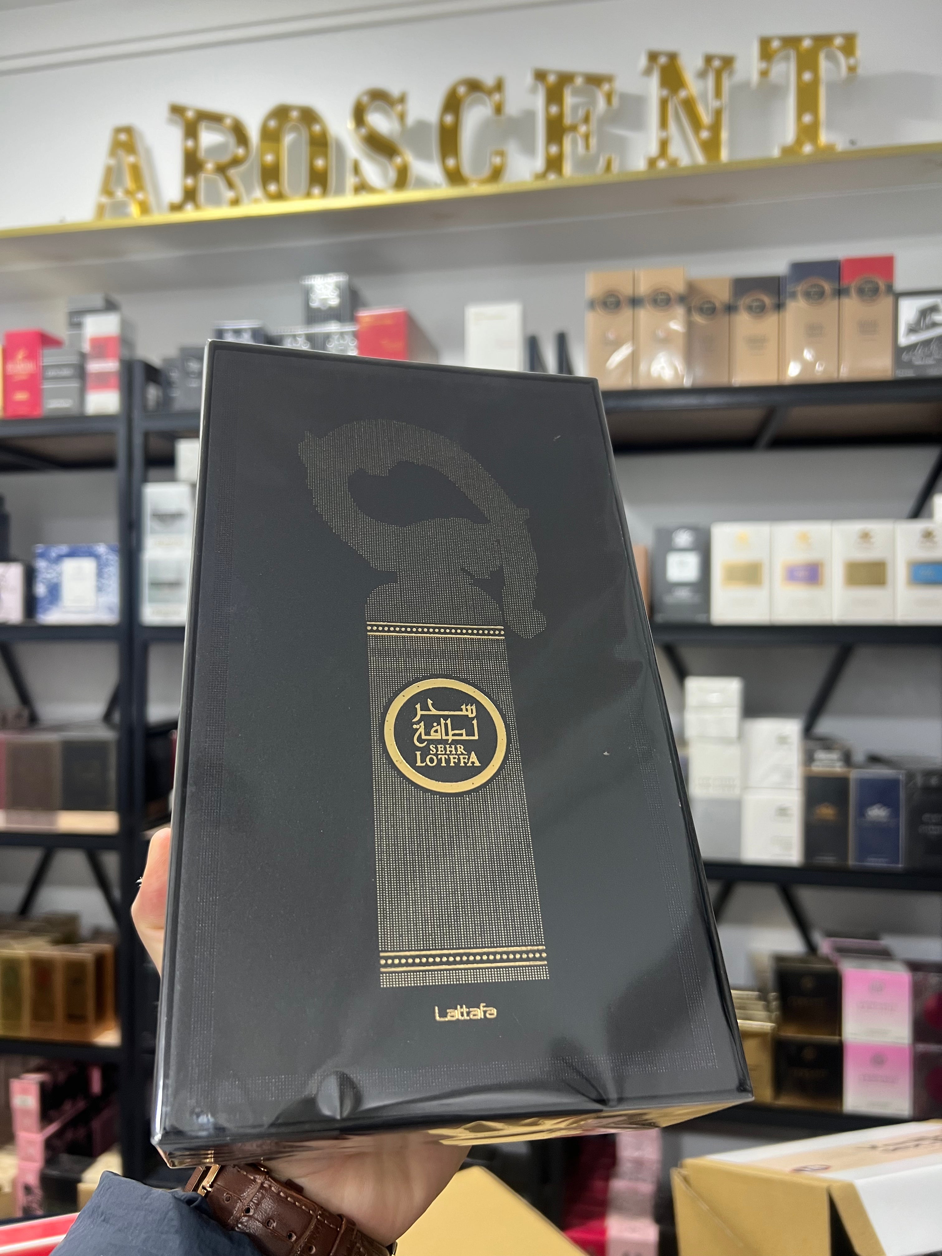 Sehr Lattafa Perfumes 100 ML